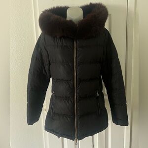 Prada Black Puffer Jacket w/fox fur Vintage size 42